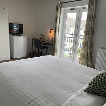 Luxury Rooms In Furnished Guests-Only House Free Wifi West Thurrock Grays Exterior photo