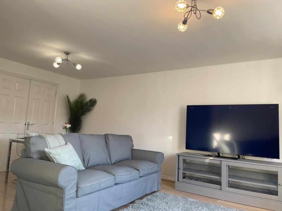 Luxury Rooms In Furnished Guests-Only House Free Wifi West Thurrock Grays Exterior photo